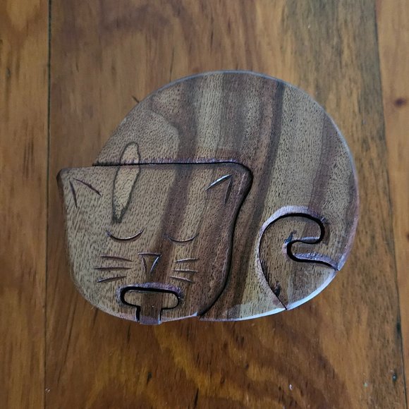 Wooden Cat Puzzle Box - Picture 2 of 5